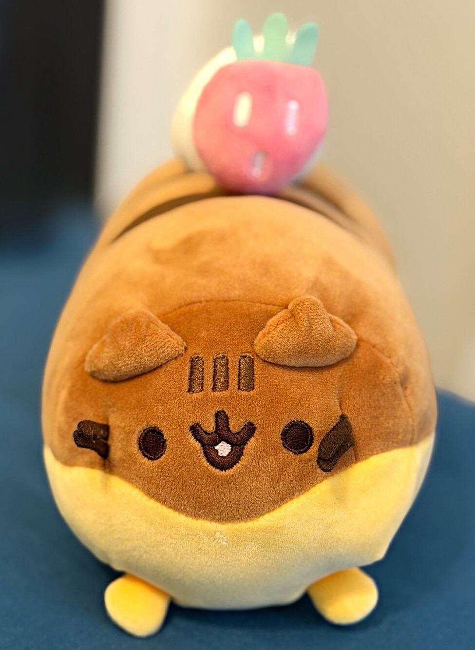 GUND Pusheen Éclair Squishable Plush Cat 2023 Small #6065192